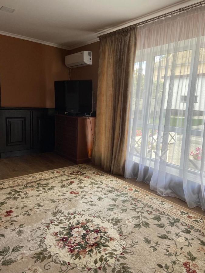 Экодом Hotel บิลฮอรอด นีสตรอฟสกาย ภายนอก รูปภาพ
